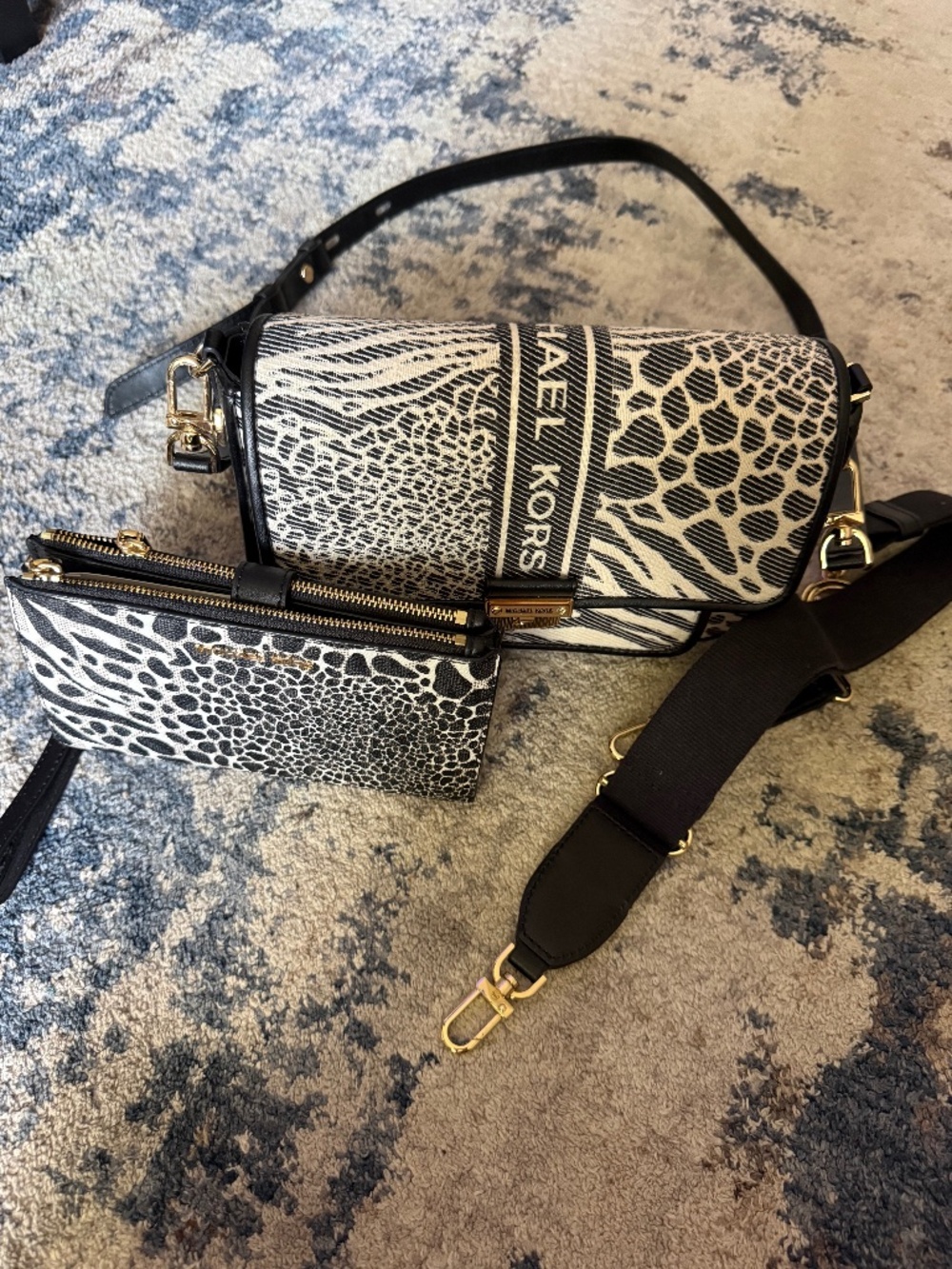 Michael kors purse and wallet
